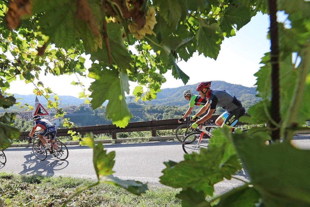 Agriturismo Al Credazzo Farra di Soligo Bagian luar foto